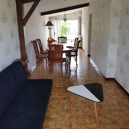 بيت للعطل Maison Coutras