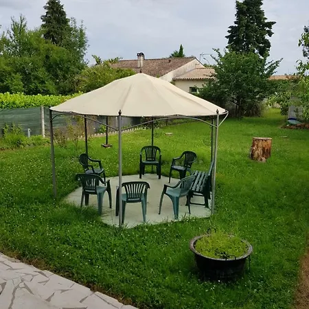 Maison بيت للعطل Coutras